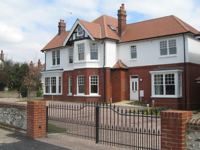 West Avenue, Worthing