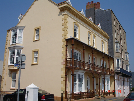 Paragon House
